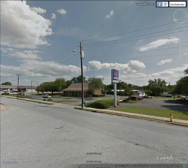 102 E Main St, Ninety Six, SC for sale - Building Photo - Image 1 of 1