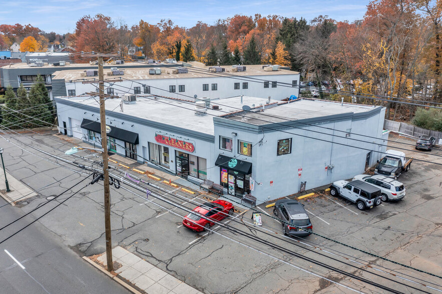 142 S Livingston Ave, Livingston, NJ for lease - Building Photo - Image 2 of 43