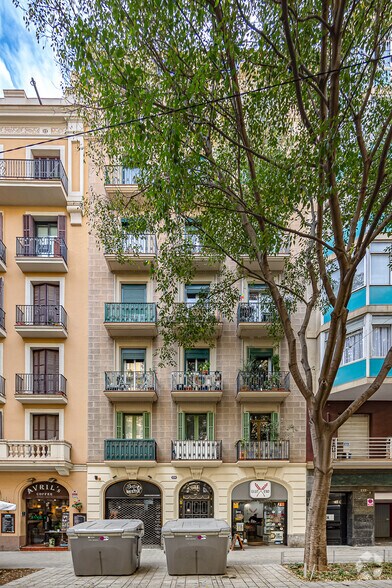 Carrer de Rocafort, 139, Barcelona, Barcelona for lease - Primary Photo - Image 1 of 1