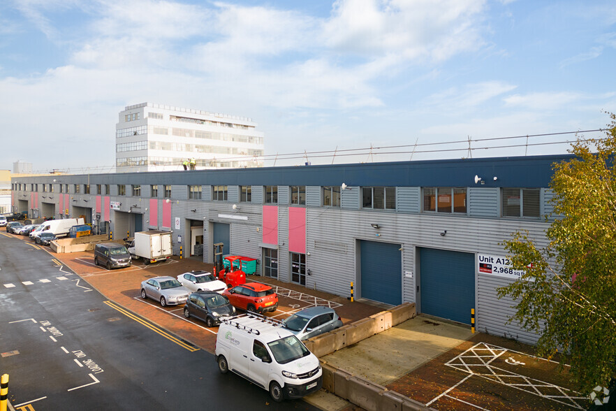 Eldon Way, London for lease - Building Photo - Image 1 of 10