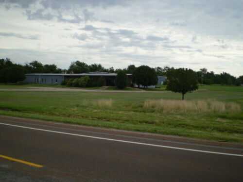 12075 Us Hwy 59 12075 US Hwy 59, Oswego, KS for sale - Primary Photo - Image 1 of 1