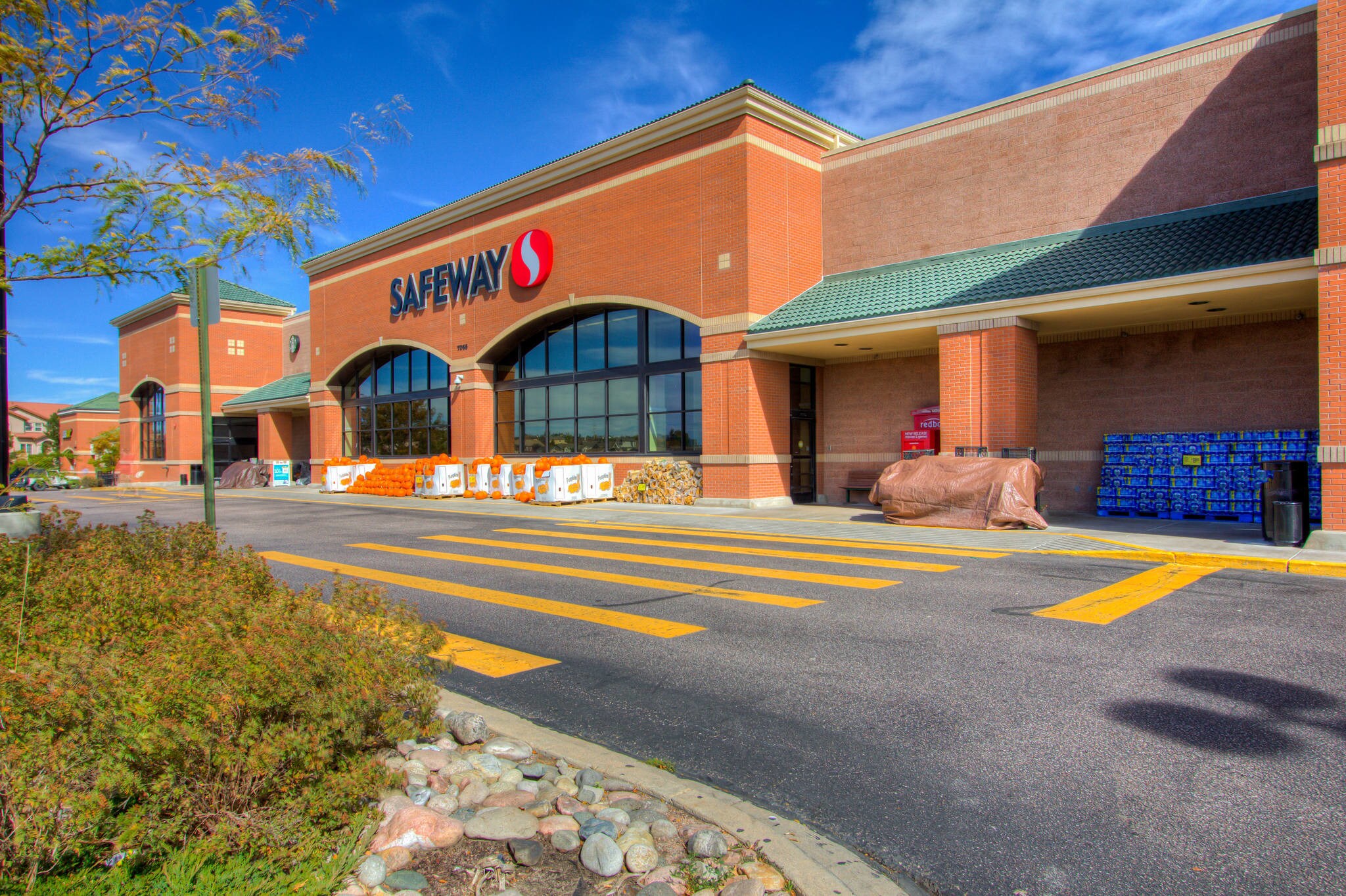 6905-7095 Austin Bluffs Pky, Colorado Springs, CO for lease Primary Photo- Image 1 of 4