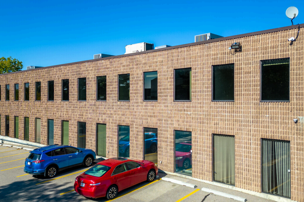 1338 36th Ave NE, Calgary, AB for lease Building Photo- Image 1 of 2