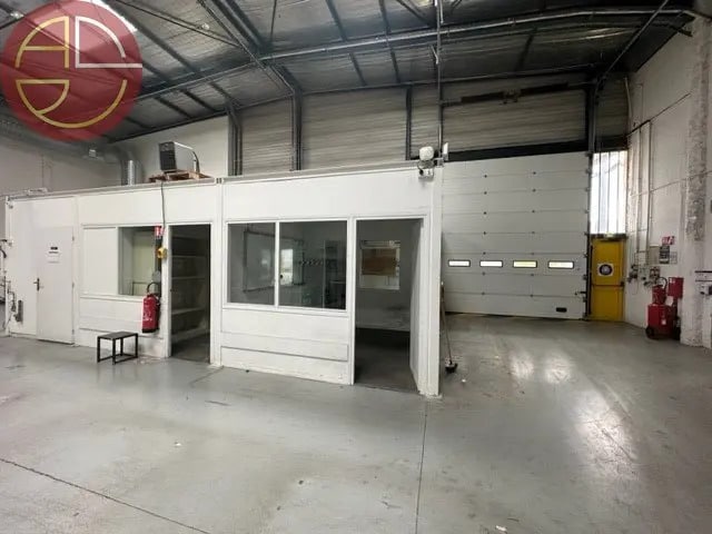 Industrial in Toulouse for lease Interior Photo- Image 1 of 8