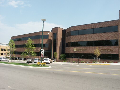 380 N Old Woodward Ave, Birmingham, MI for lease - Primary Photo - Image 1 of 1