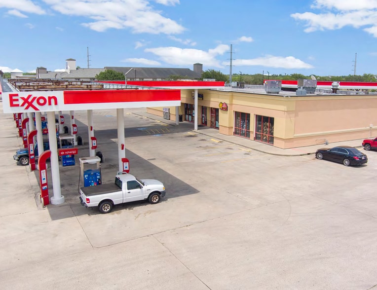 8140 US Highway 77, Sinton, TX for sale - Primary Photo - Image 1 of 1