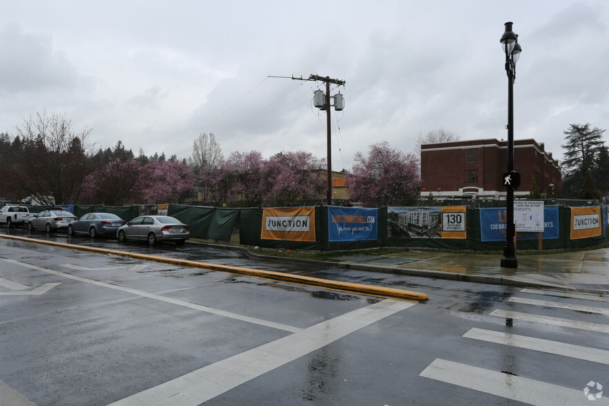 9924 NE 185th St, Bothell, WA for lease - Building Photo - Image 2 of 40