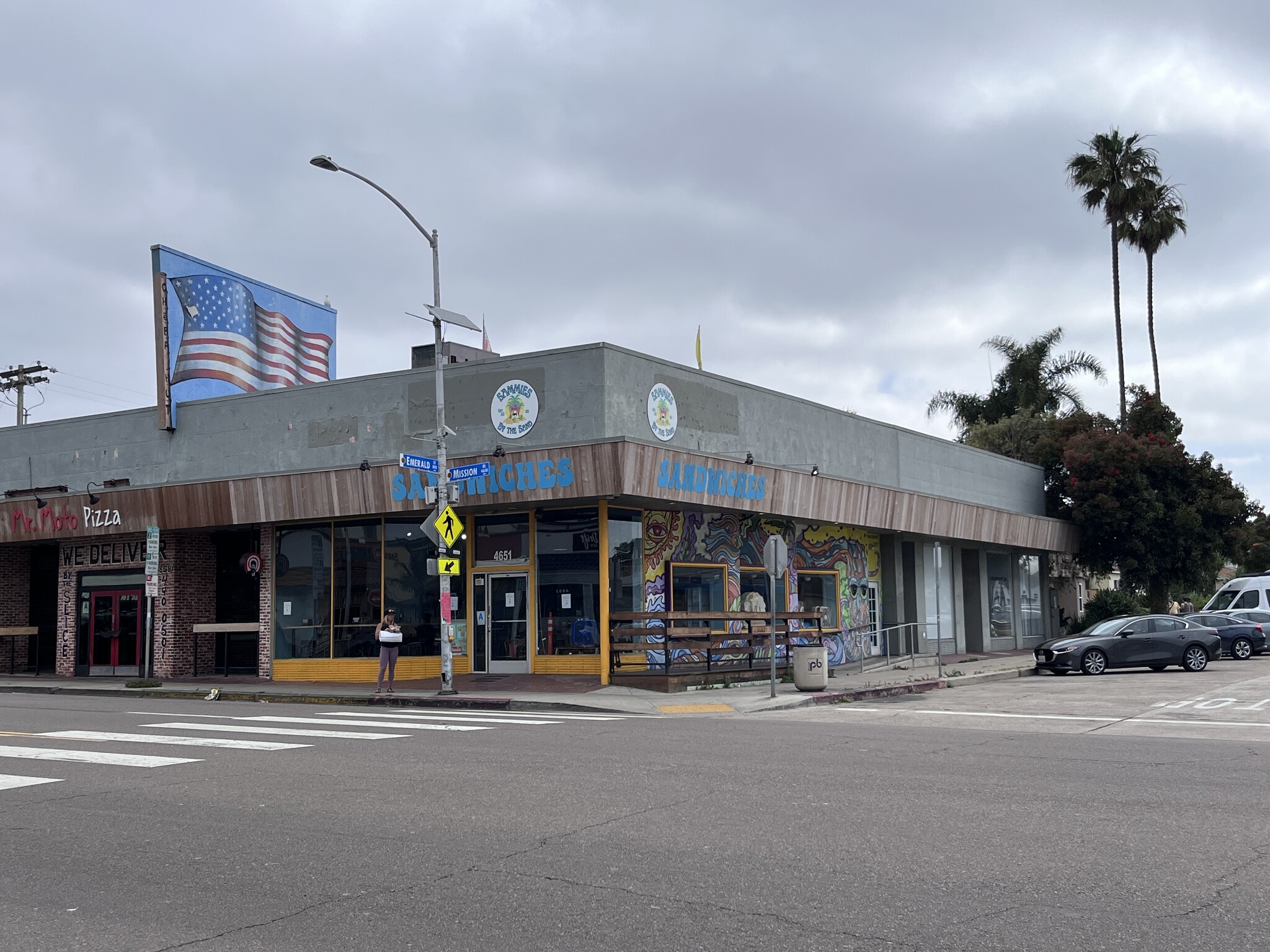 4651-4655 Mission Blvd, San Diego, CA for lease Building Photo- Image 1 of 2