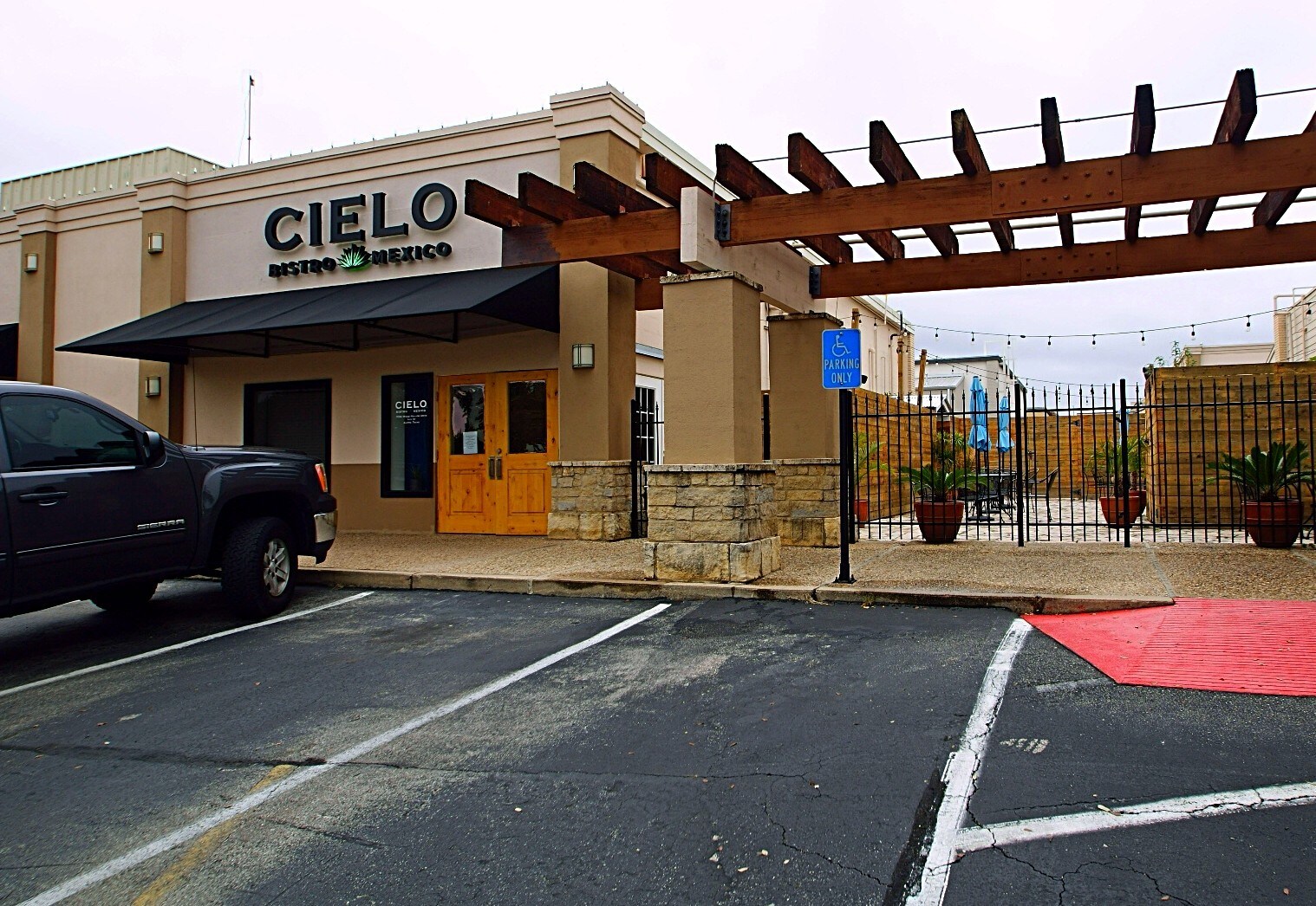 3563 Far West Blvd, Austin, TX 78731 Old Quarry Village