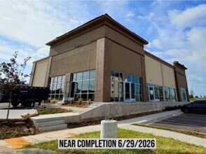 Pleasant Crossing Blvd., Rogers, AR for lease Building Photo- Image 1 of 2