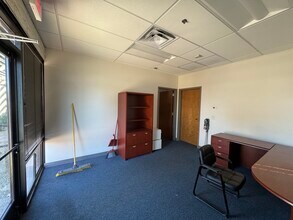 14421-14449 N 73rd St, Scottsdale, AZ for lease Interior Photo- Image 2 of 5