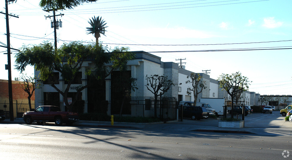 14039 Garfield Ave, Paramount, CA for lease - Building Photo - Image 3 of 8