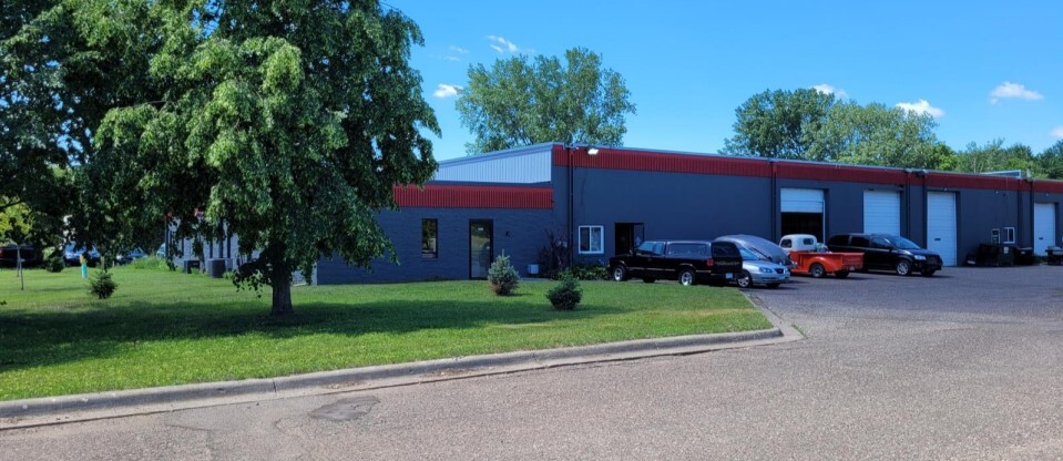 8850-8858 Xylite St NE, Blaine, MN for sale Building Photo- Image 1 of 1