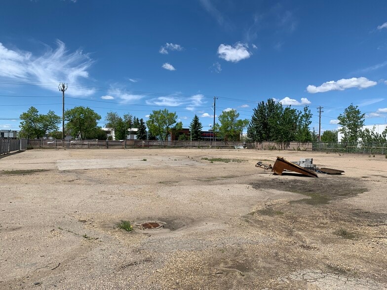 14820 123rd Ave NW, Edmonton, AB for lease - Building Photo - Image 3 of 3