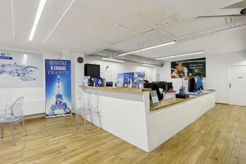 Office/Retail in Paris for lease Interior Photo- Image 1 of 6