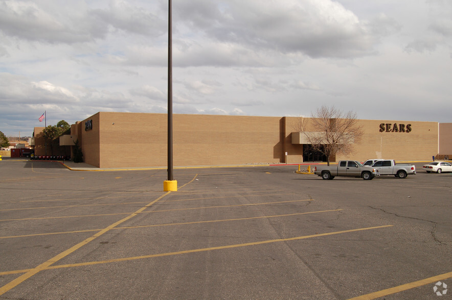 4601 E Main St, Farmington, NM for lease - Primary Photo - Image 2 of 4