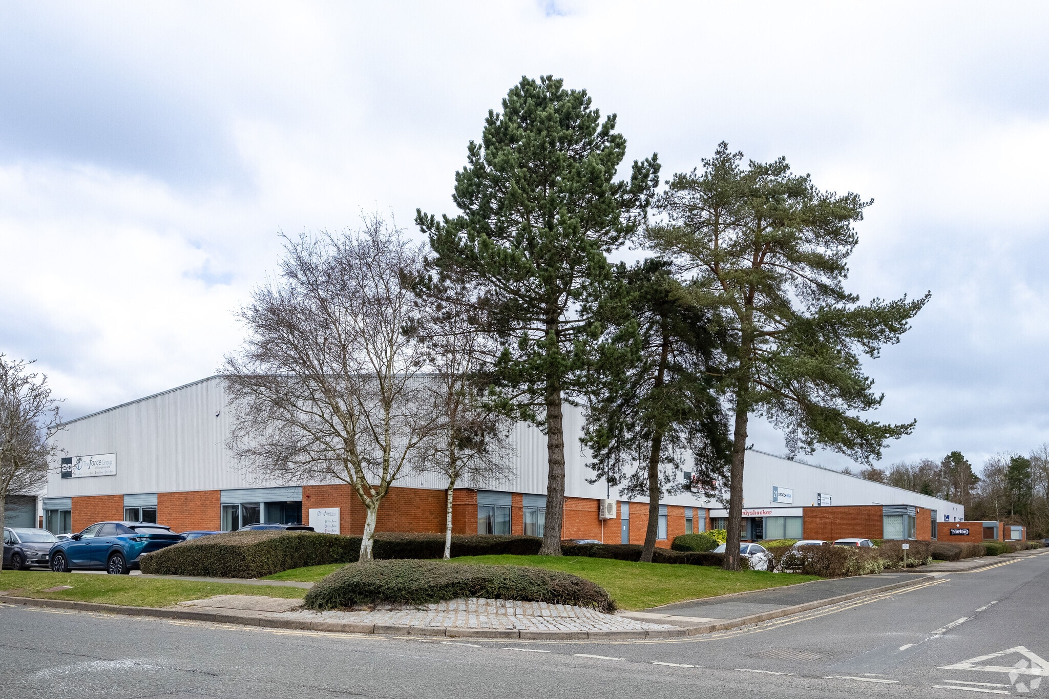 Highlands Rd, Solihull for sale Primary Photo- Image 1 of 1