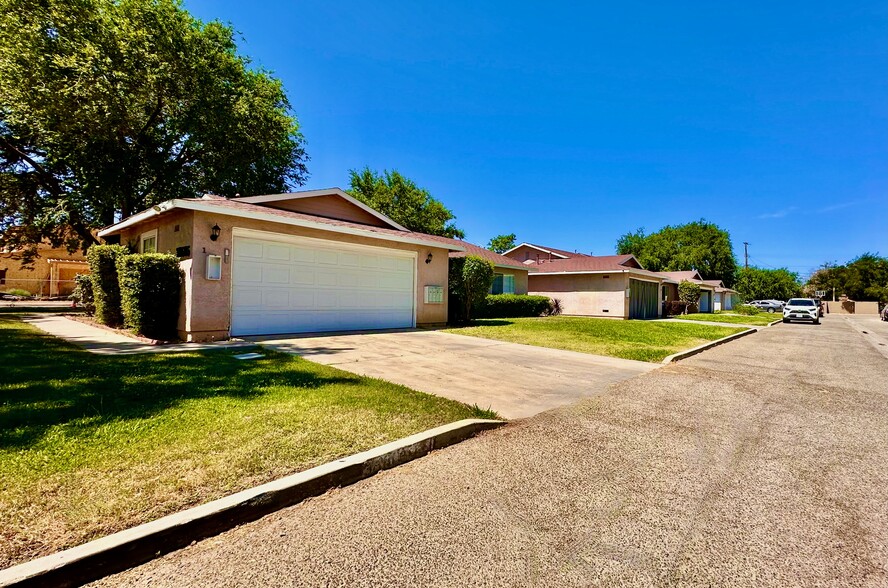 38605 25th St E, Palmdale, CA for sale - Building Photo - Image 2 of 18