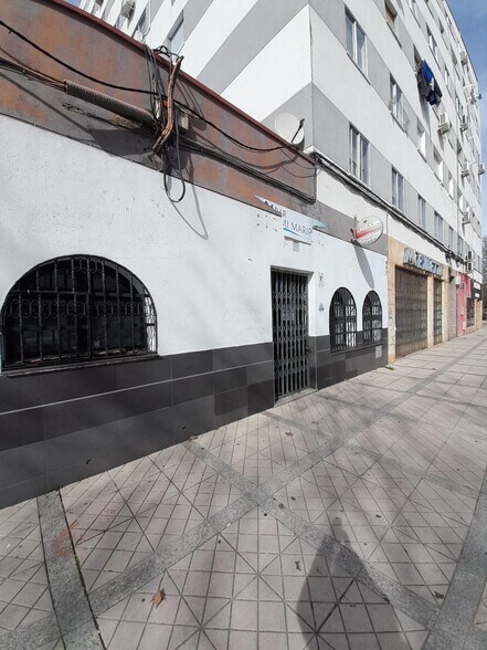 Avenida de Alemania, 48, Cáceres, Cáceres for lease - Building Photo - Image 1 of 47