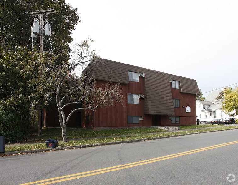 1313 Butternut St, Syracuse, NY for sale - Building Photo - Image 2 of 2