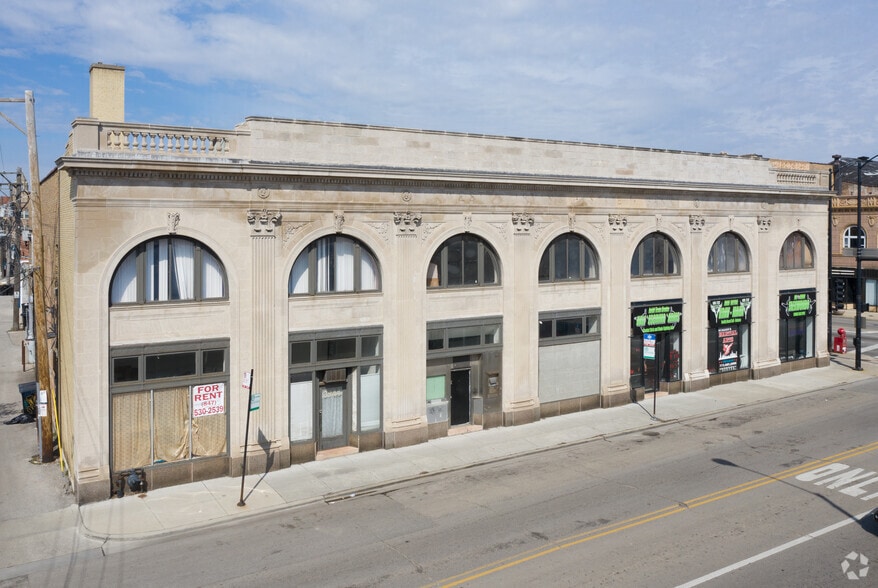 6001-6009 W Irving Park Rd, Chicago, IL for lease - Building Photo - Image 2 of 3
