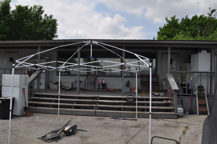 11460 C F Hawn Fwy, Dallas, TX for sale - Building Photo - Image 2 of 8