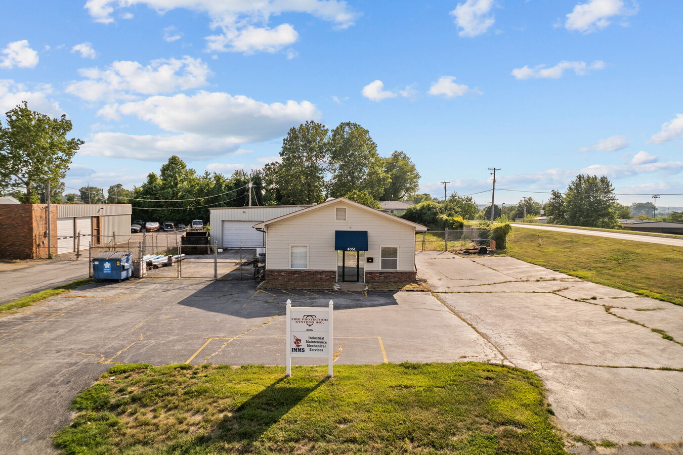 4351 Bridgeton Industrial Dr, Bridgeton, MO 63044 | LoopNet