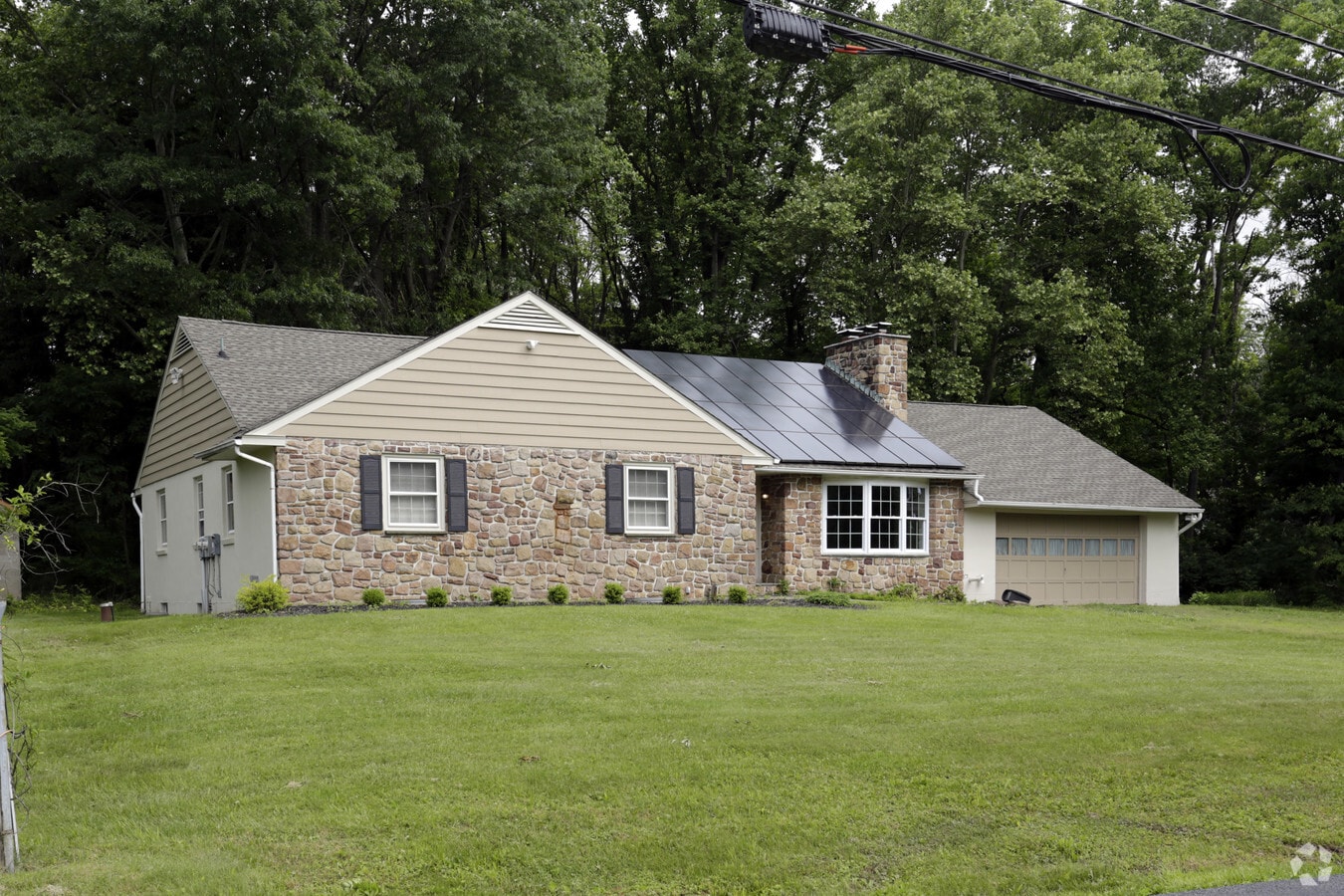 3931 Sawmill Rd, Doylestown, PA 18902