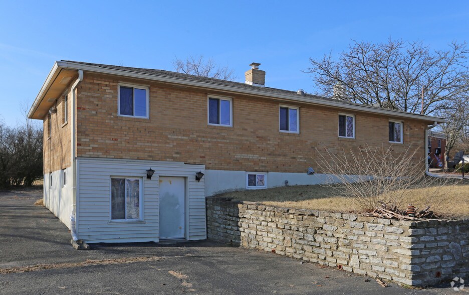 1229 E Kemper Rd, Cincinnati, OH for sale - Primary Photo - Image 1 of 1