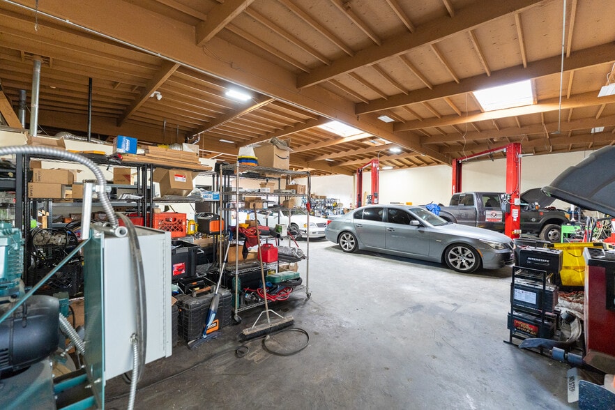 1322 W Compton Blvd, Compton, CA for lease - Building Photo - Image 3 of 11