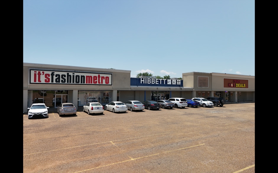 500 W Broadway St, West Memphis, AR for lease - Building Photo - Image 2 of 7