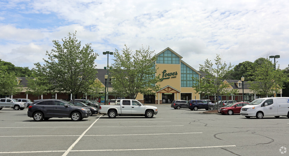 177 Lowes Foods Dr, Lewisville, NC for sale - Primary Photo - Image 1 of 1