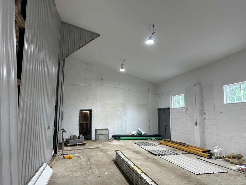 441 Clover Mill Rd, Exton, PA for lease - Interior Photo - Image 2 of 7