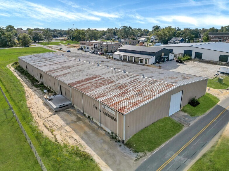 40 W Cherry St, Statesboro, GA for lease - Building Photo - Image 2 of 5