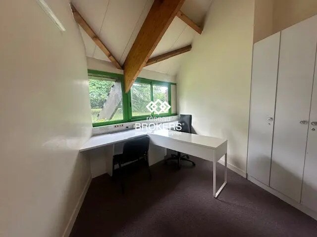 Office in SAINT-OUEN-L'AUMONE for lease - Interior Photo - Image 3 of 8