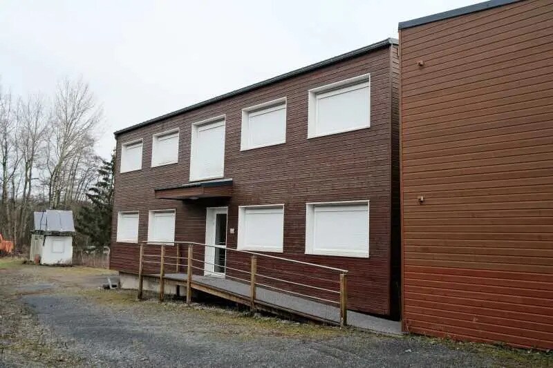 Office in Harly for lease - Building Photo - Image 1 of 5