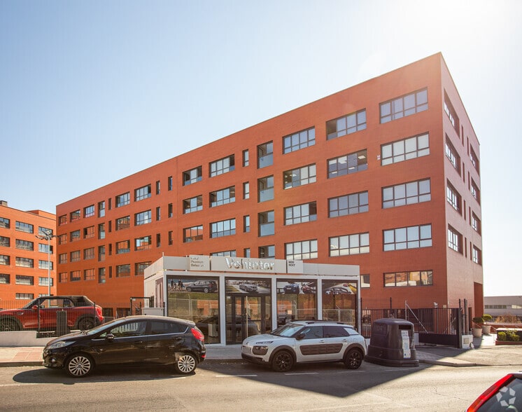 Calle del Aguacate, 41, Madrid, Madrid for sale - Building Photo - Image 2 of 3