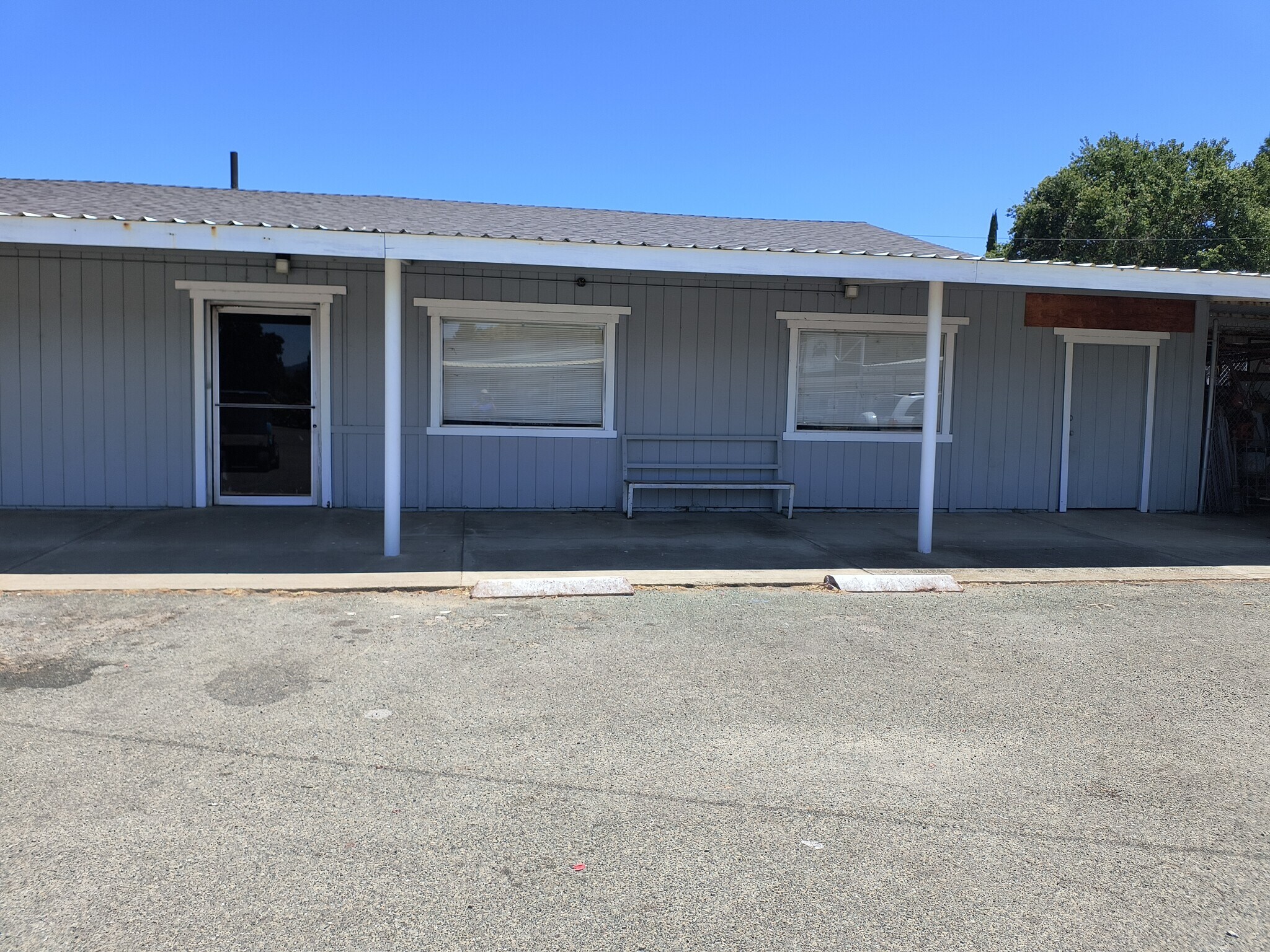 555 E State Highway 20, Upper Lake, CA for lease Building Photo- Image 1 of 5