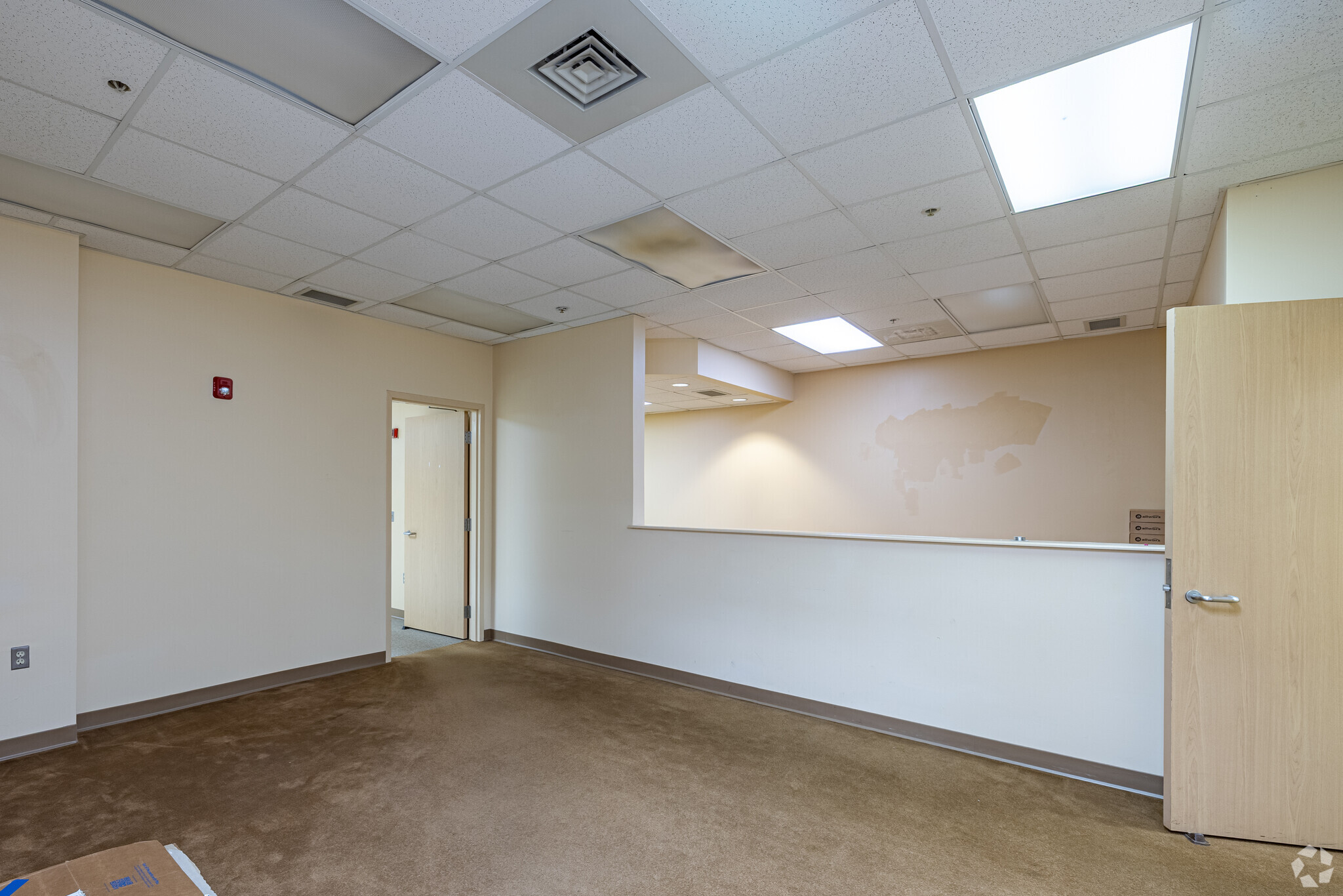4250 US Highway 1, Monmouth Junction, NJ for lease Interior Photo- Image 1 of 6