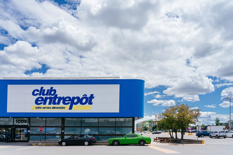 965 Boul Curé-Labelle, Laval, QC for lease - Building Photo - Image 3 of 8