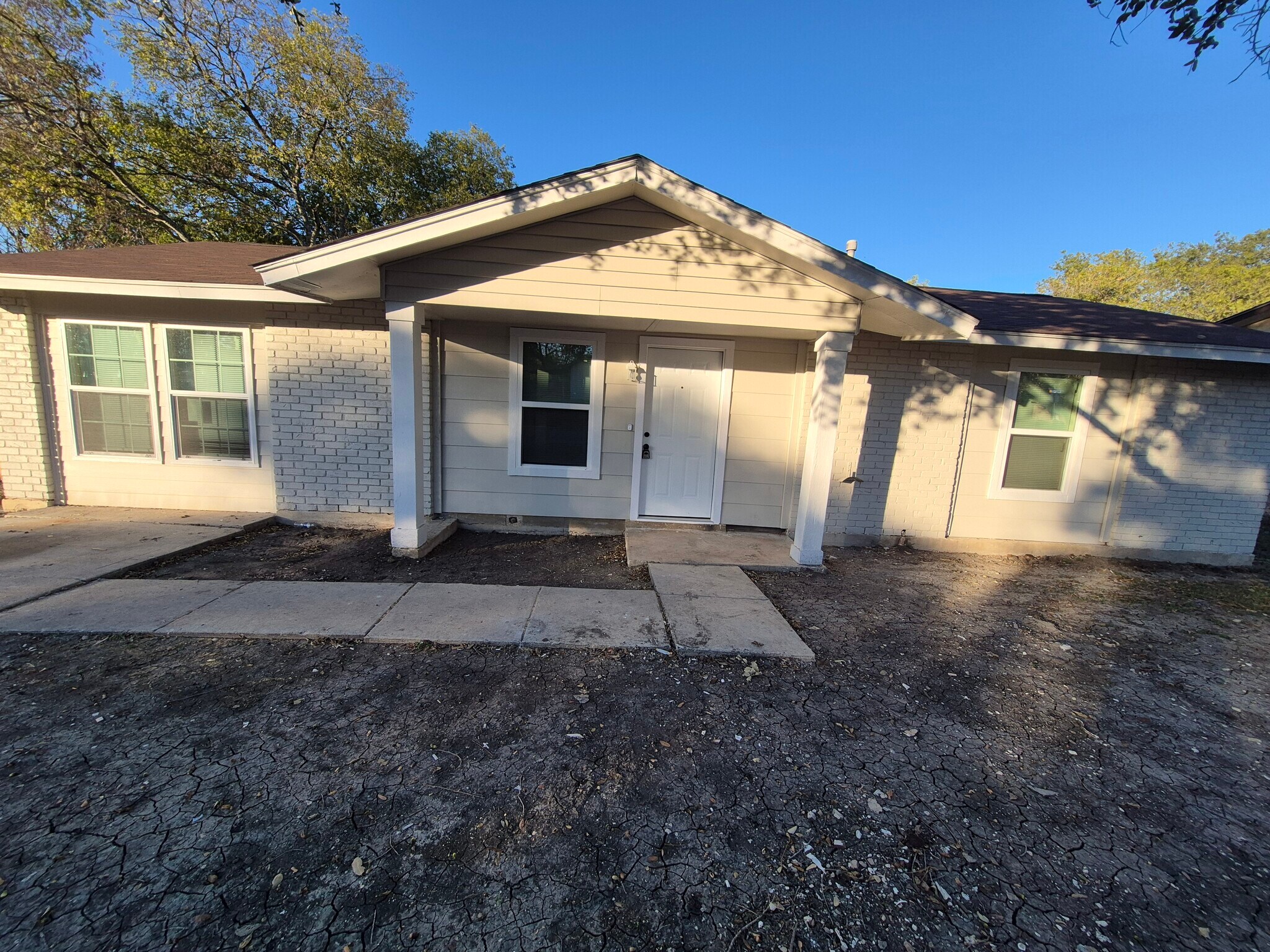 7215 Glen Hts, San Antonio, TX for sale Primary Photo- Image 1 of 2