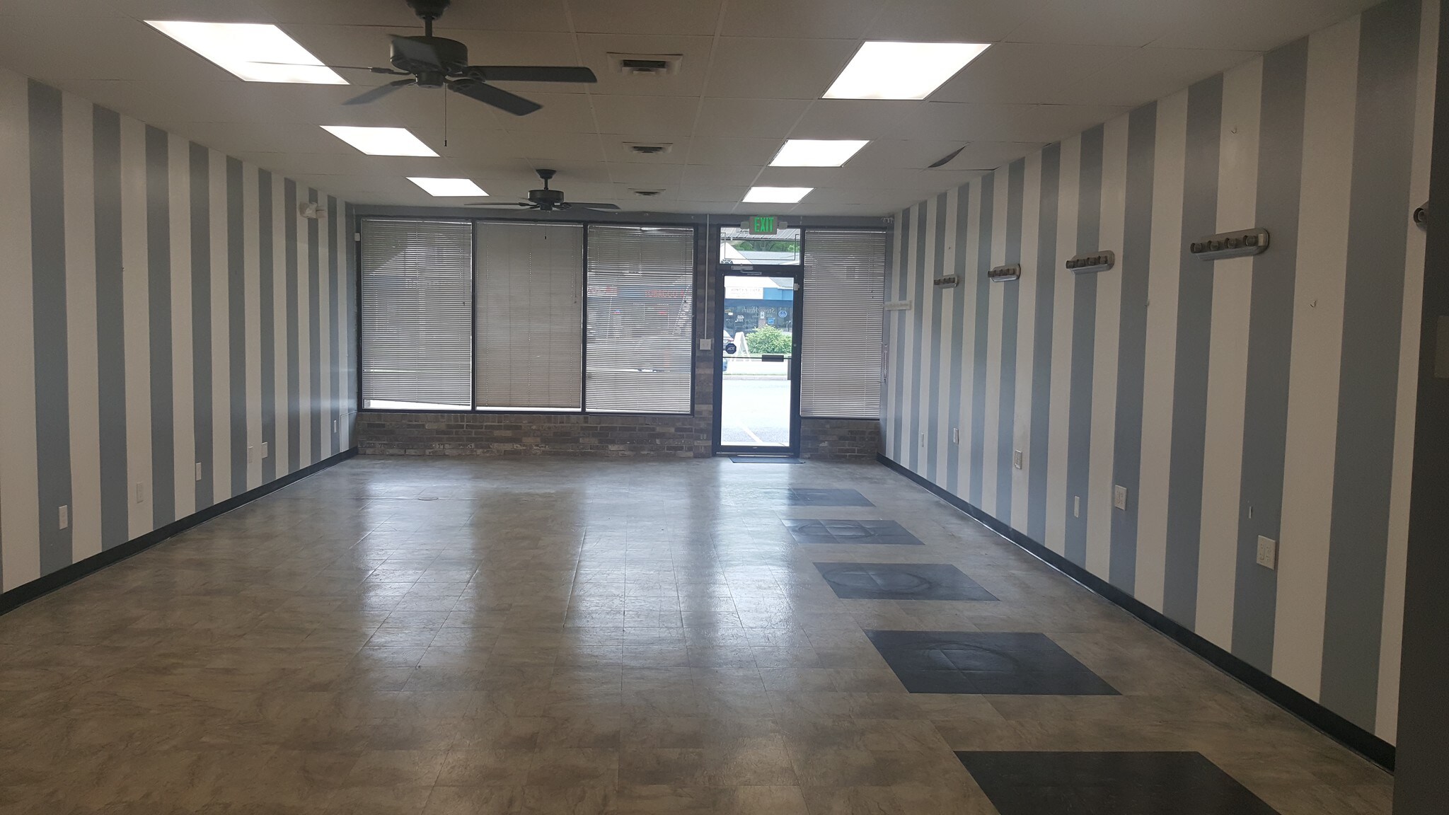 102 Carroll Island Rd, Middle River, MD for sale Building Photo- Image 1 of 1