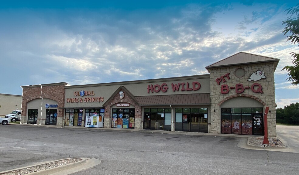 3550 N Woodlawn St, Wichita, KS 67220