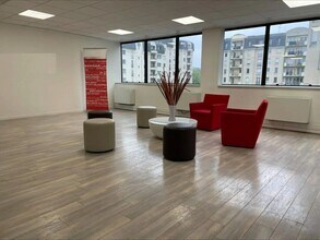 Office in Cergy for lease Interior Photo- Image 2 of 20