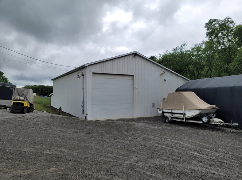 1006 Perry Hwy, Harmony, PA for sale - Building Photo - Image 1 of 9