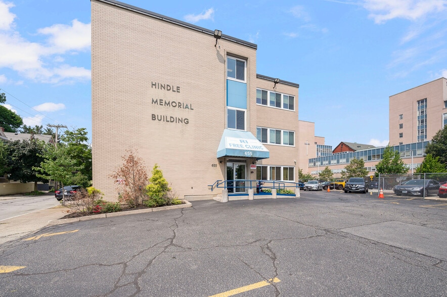 655 Broad St, Providence, RI for sale - Building Photo - Image 1 of 1