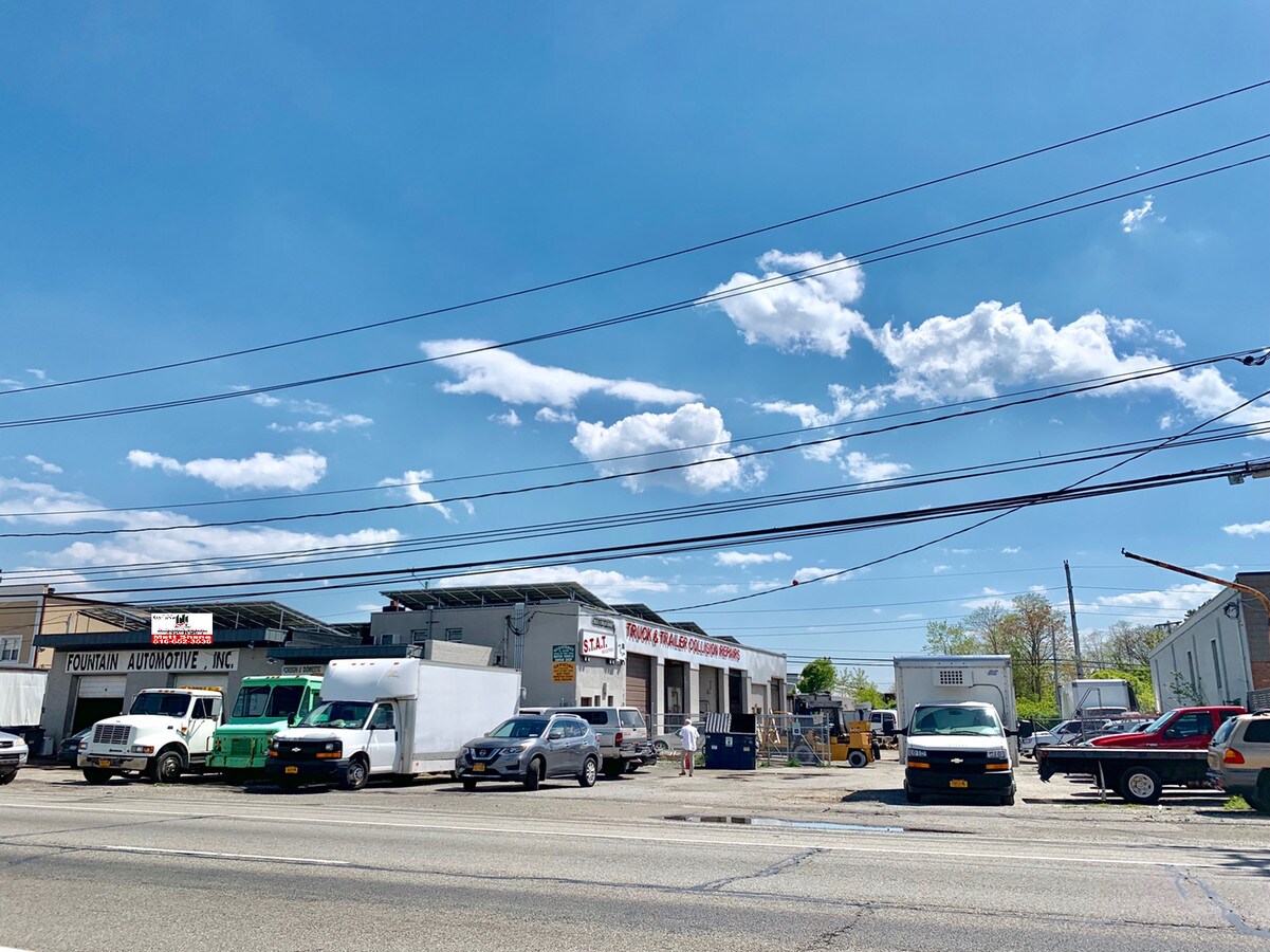 250 Route 109, Farmingdale, NY 11735