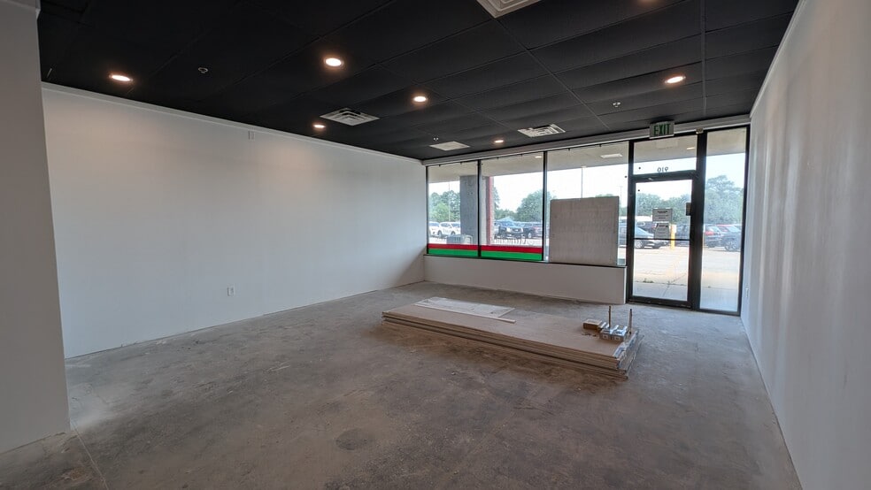 Ireland Rd, South Bend, IN for lease - Building Photo - Image 3 of 7