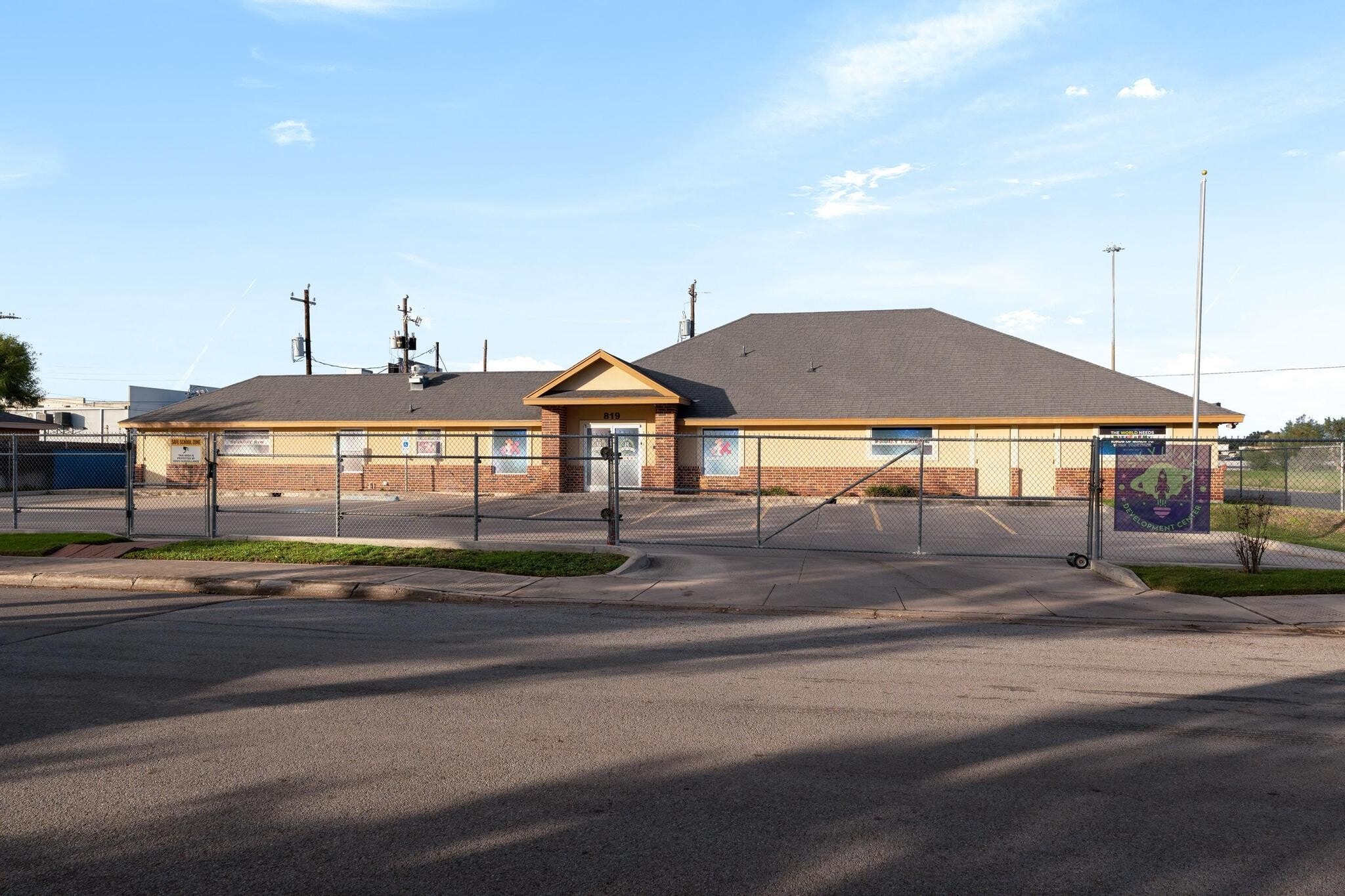 819 E Eller Ave, Pharr, TX for sale Primary Photo- Image 1 of 1