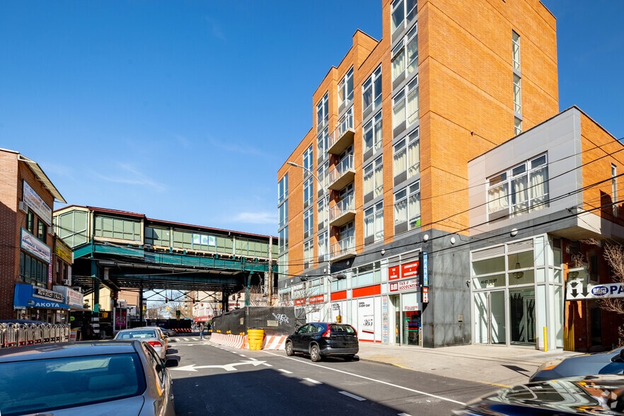 40-07 73rd St, Woodside, NY for sale - Building Photo - Image 3 of 7